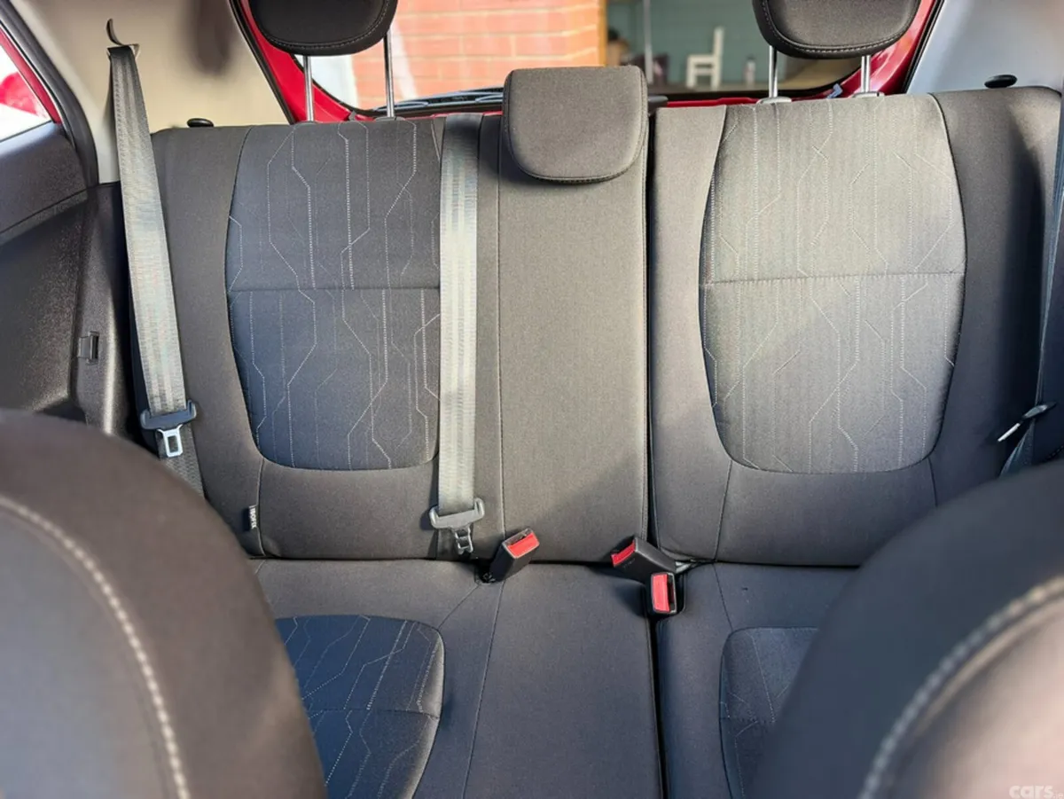 Kia Picanto Hatchback, Petrol, 2017, Red