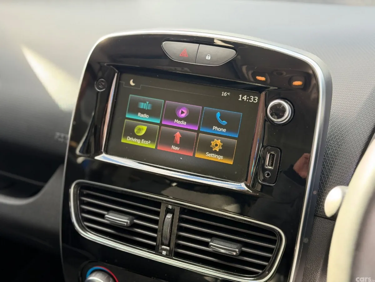 Renault Clio Hatchback, Petrol, 2019, Blue