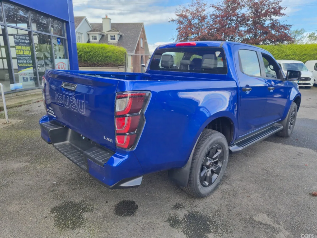 Isuzu D-Max Pick Up, Diesel, 2026, Blue