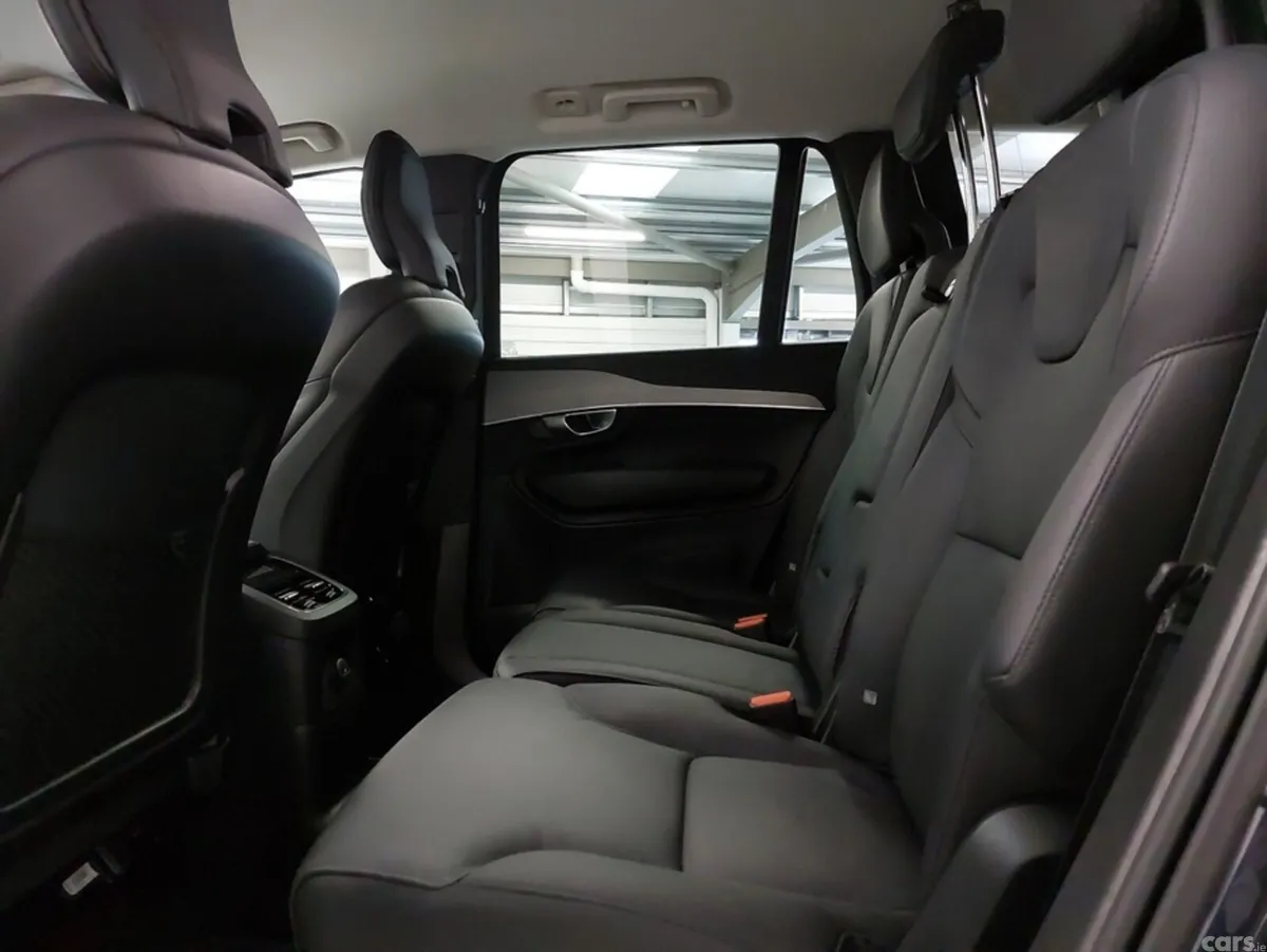 Volvo XC90 SUV, Petrol Plug-in Hybrid, 2024, Blue