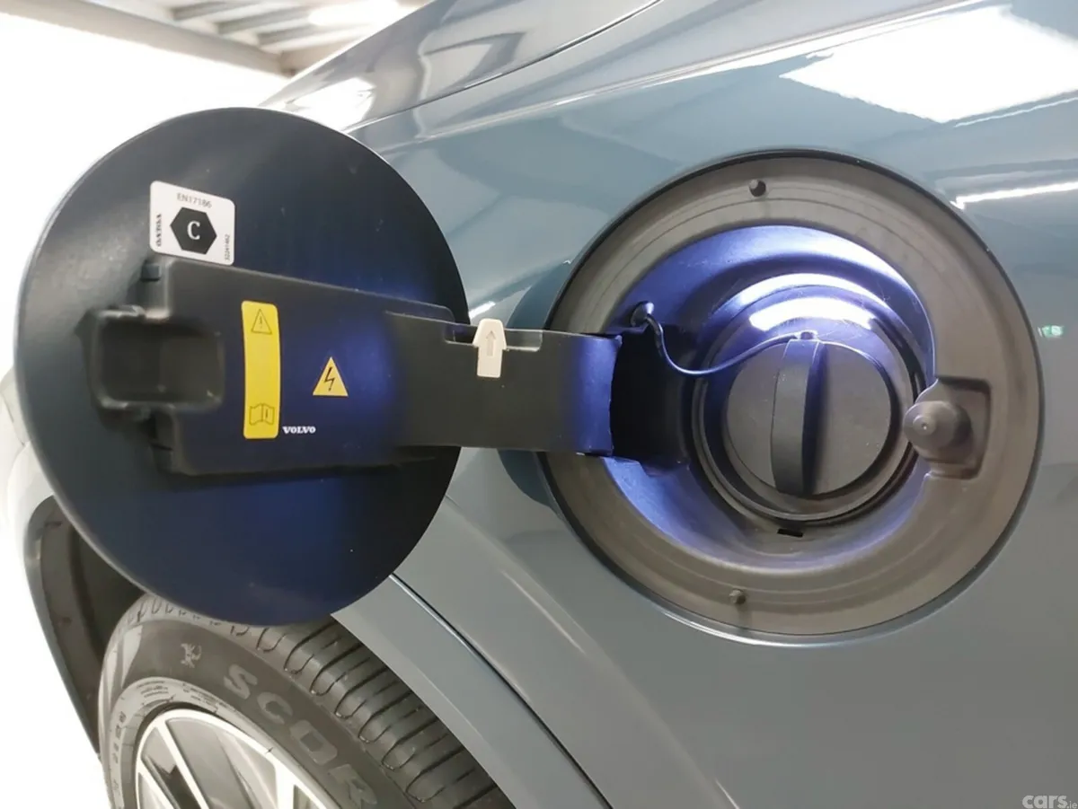 Volvo XC90 SUV, Petrol Plug-in Hybrid, 2024, Blue