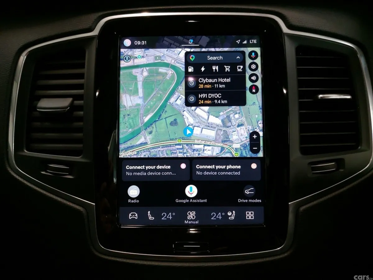 Volvo XC90 SUV, Petrol Plug-in Hybrid, 2024, Blue
