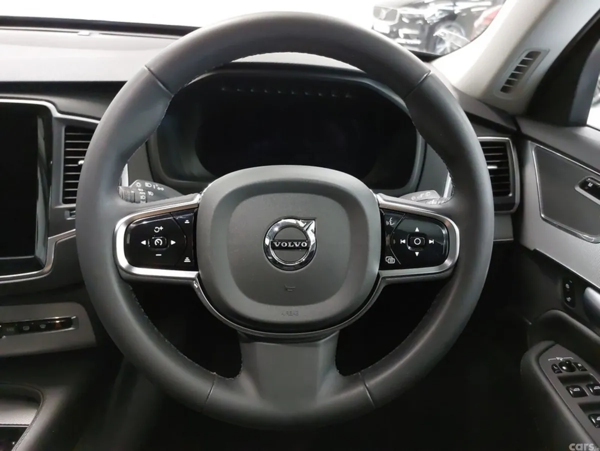 Volvo XC90 SUV, Petrol Plug-in Hybrid, 2024, Blue