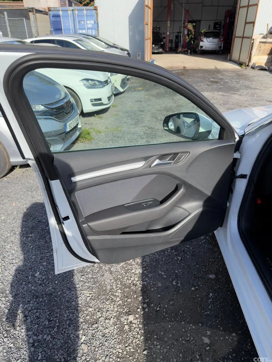 Audi A3 Hatchback, Petrol, 2014, White