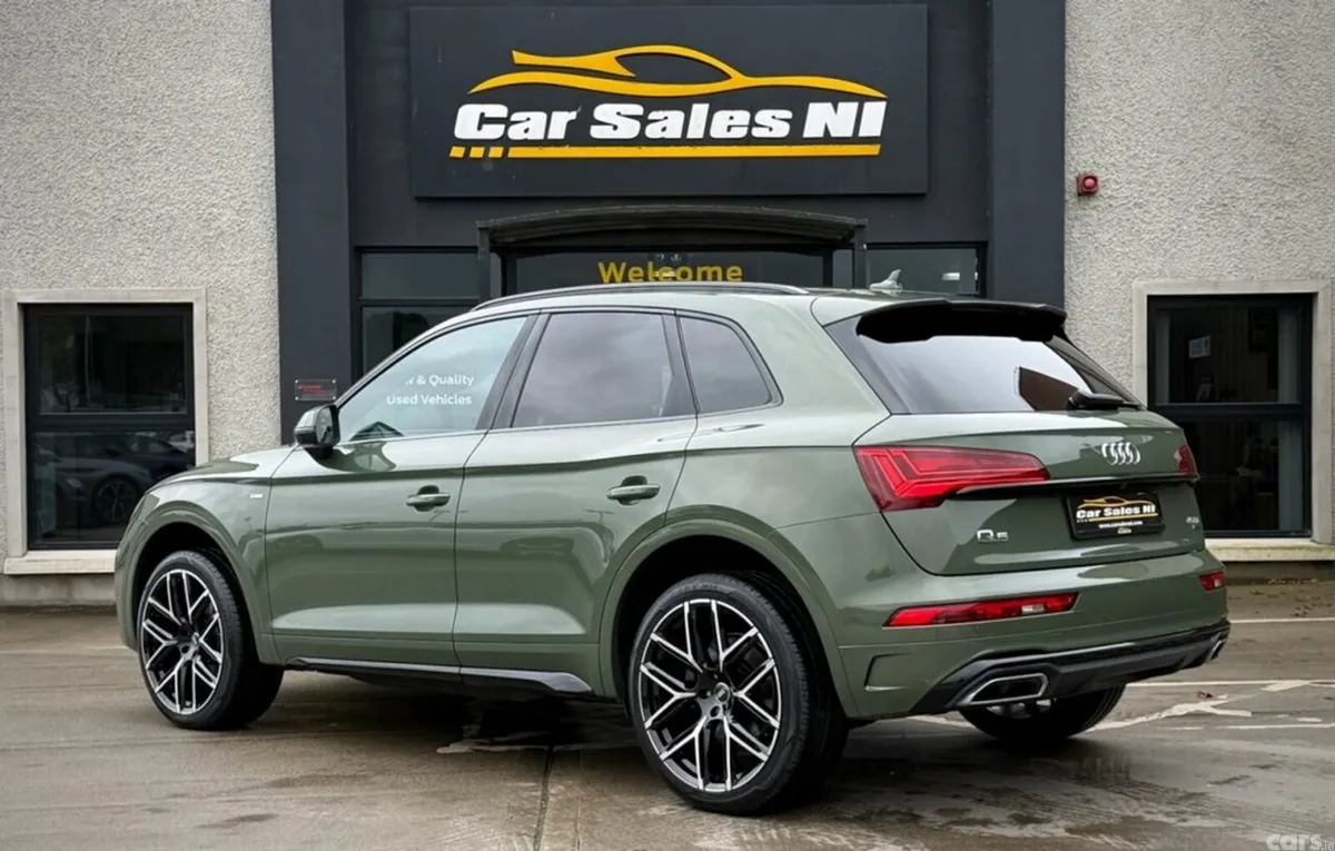 Audi Q5 SUV, Diesel Hybrid, 2023, Green