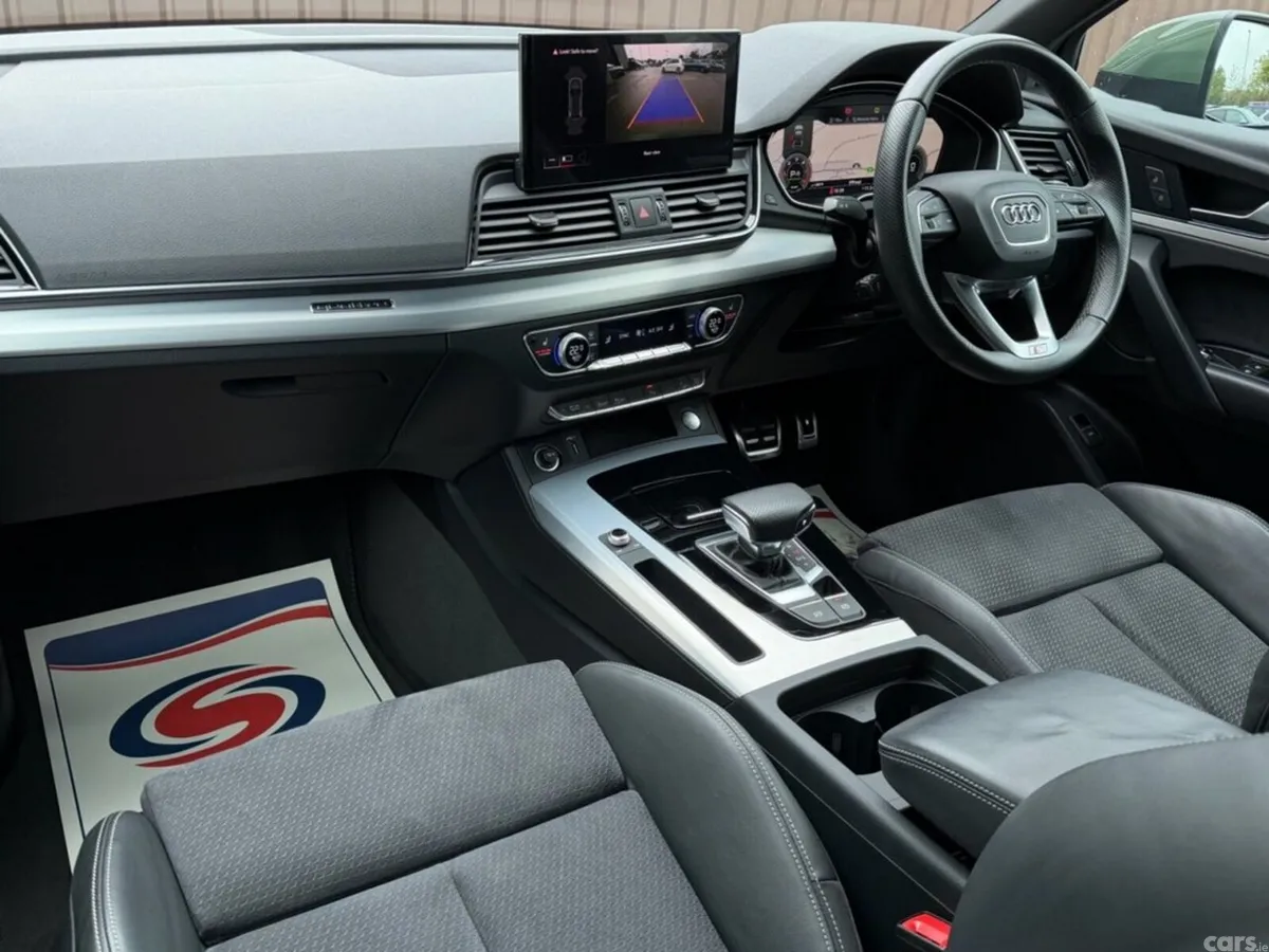 Audi Q5 SUV, Diesel Hybrid, 2023, Green