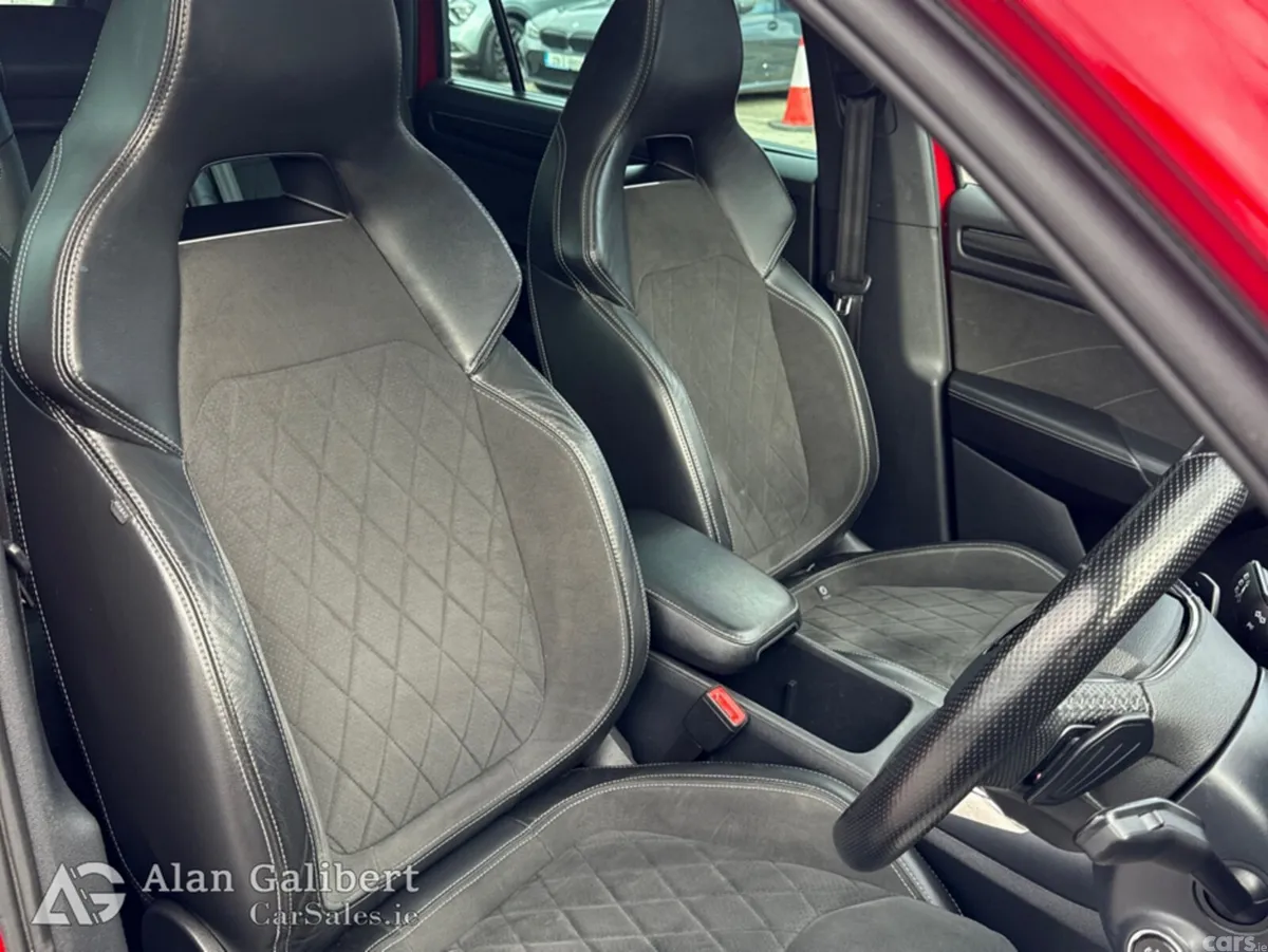Skoda Kodiaq Estate, Diesel, 2022, Red