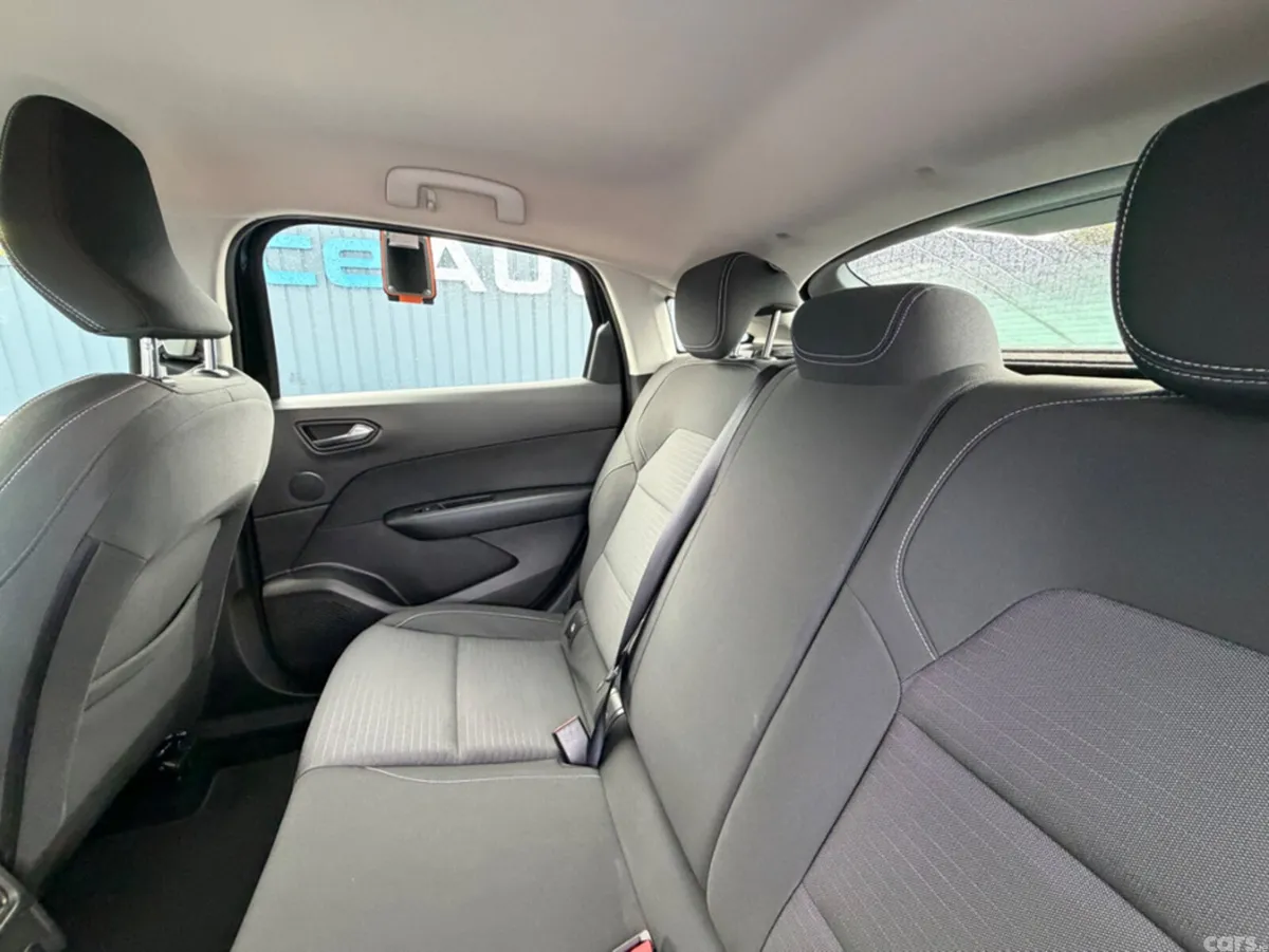Renault Arkana SUV, Petrol Hybrid, 2022, Black