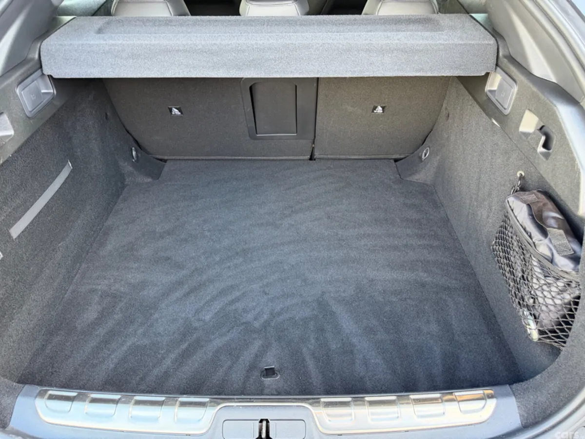 Peugeot 408 Hatchback, Petrol, 2024, Grey