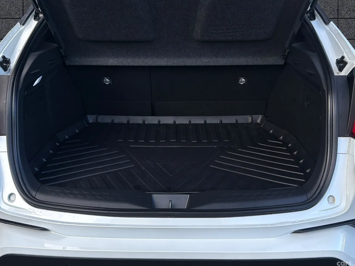 Toyota C-HR Hatchback, Petrol Hybrid, 2023, White