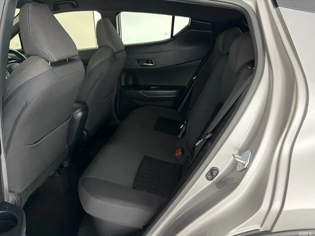 Toyota C-HR SUV, Petrol Hybrid, 2022, Grey