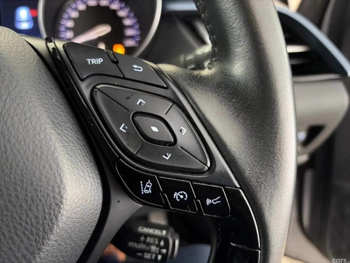 Toyota C-HR SUV, Petrol Hybrid, 2022, Grey
