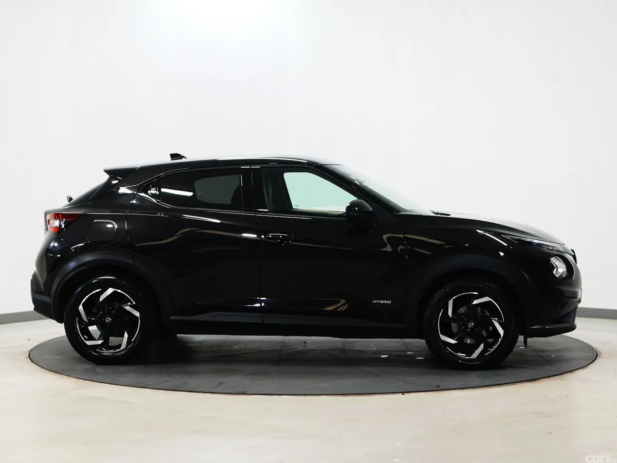 Nissan Juke SUV, Petrol Hybrid, 2024, Black