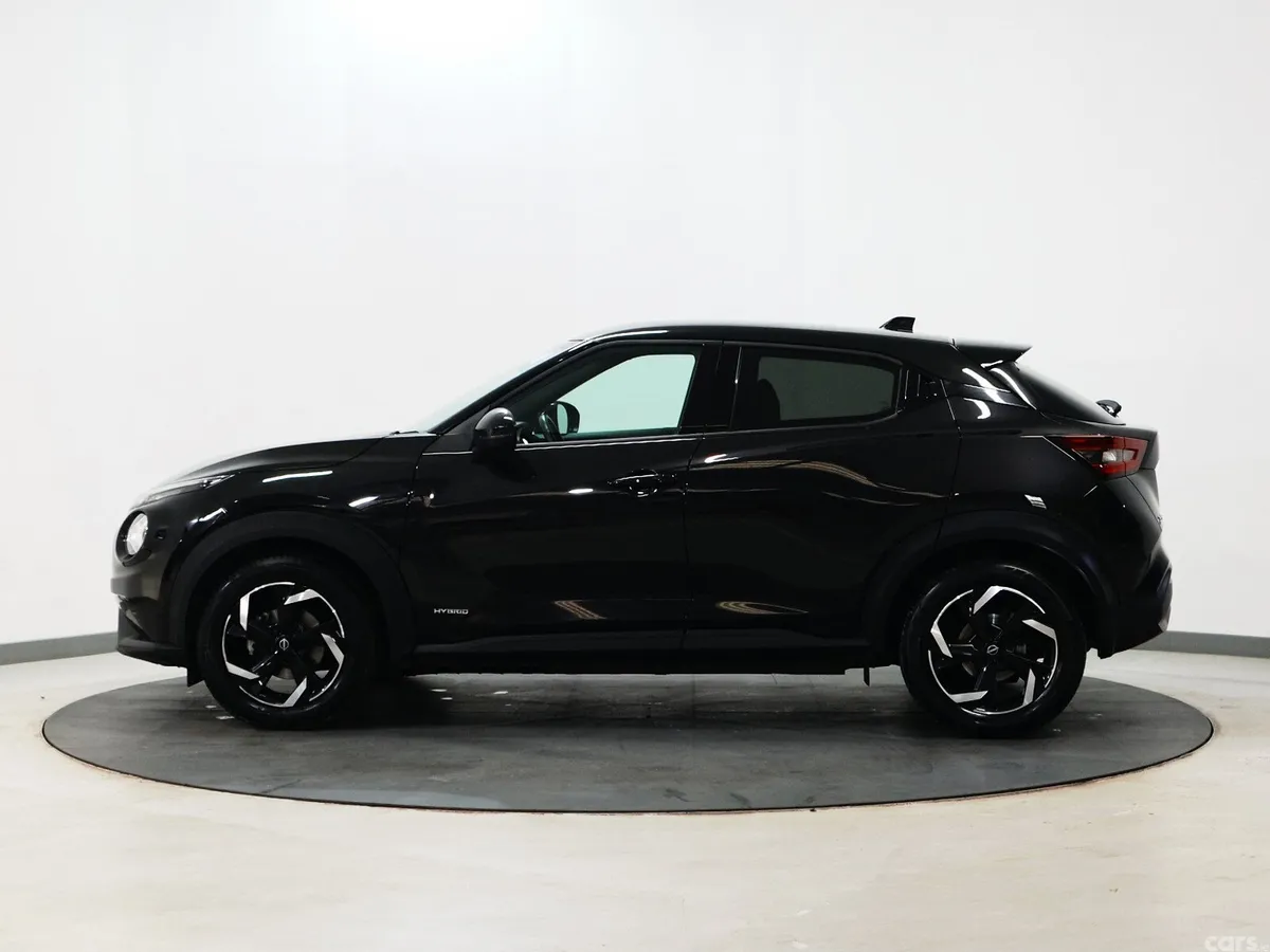 Nissan Juke SUV, Petrol Hybrid, 2024, Black