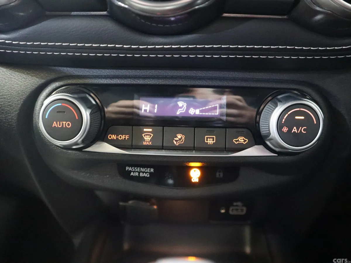Nissan Juke SUV, Petrol Hybrid, 2024, Black