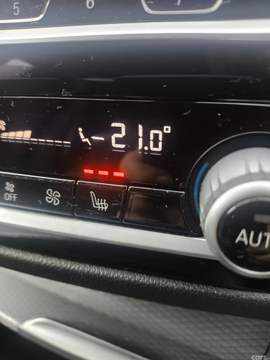 BMW 5-Series Saloon, Diesel, 2018, Blue
