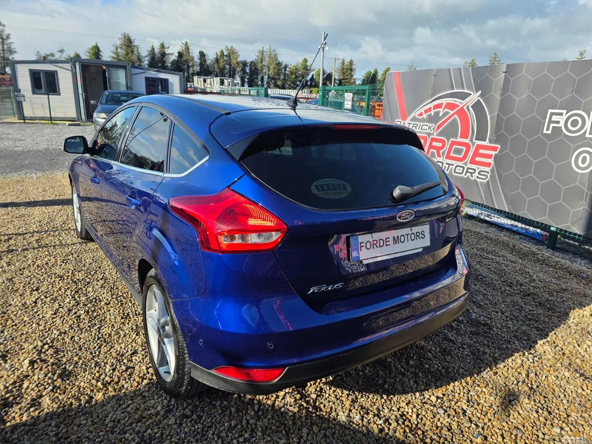 Ford Focus Hatchback, Diesel, 2015, Blue