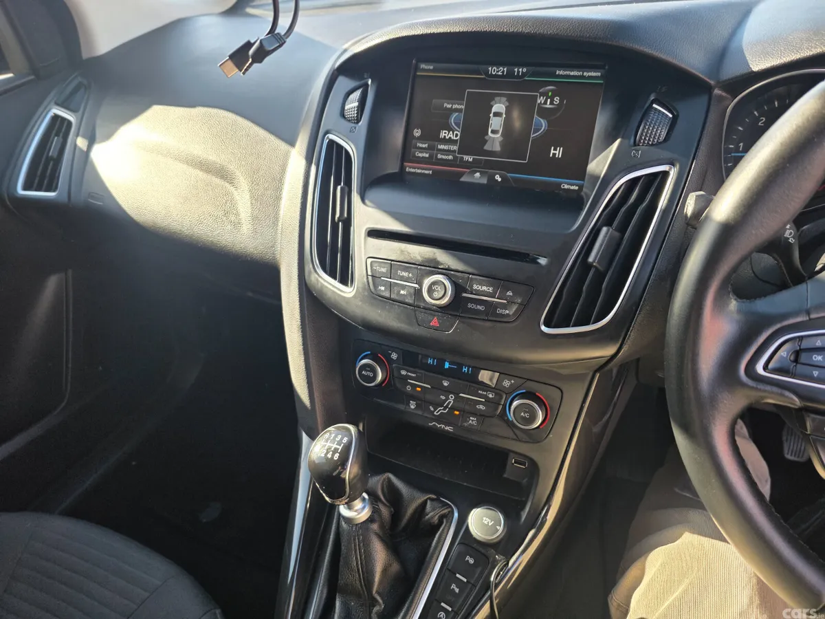 Ford Focus Hatchback, Diesel, 2015, Blue