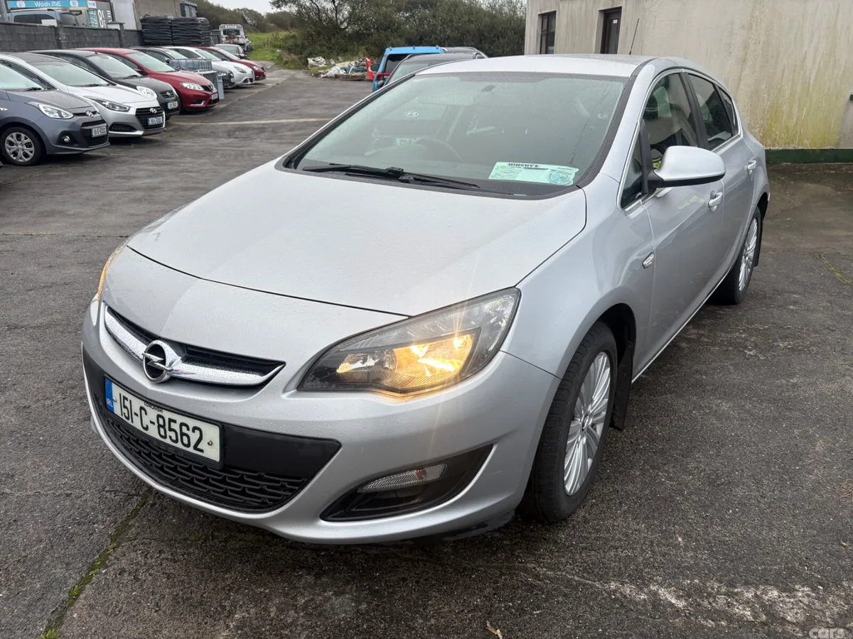 Opel Astra Hatchback, Diesel, 2015, Silver