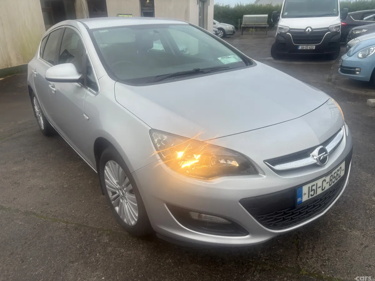 Opel Astra Hatchback, Diesel, 2015, Silver