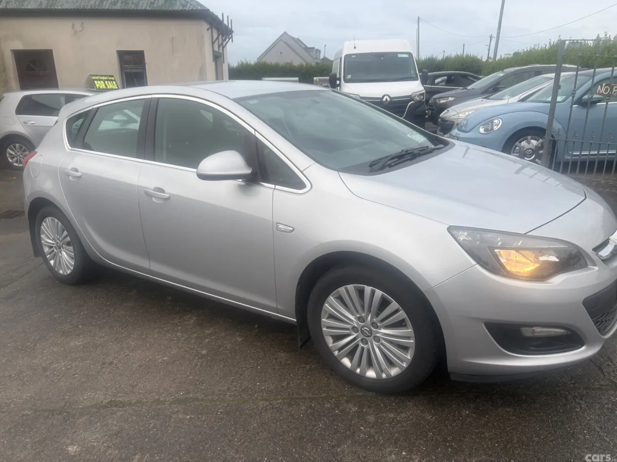 Opel Astra Hatchback, Diesel, 2015, Silver