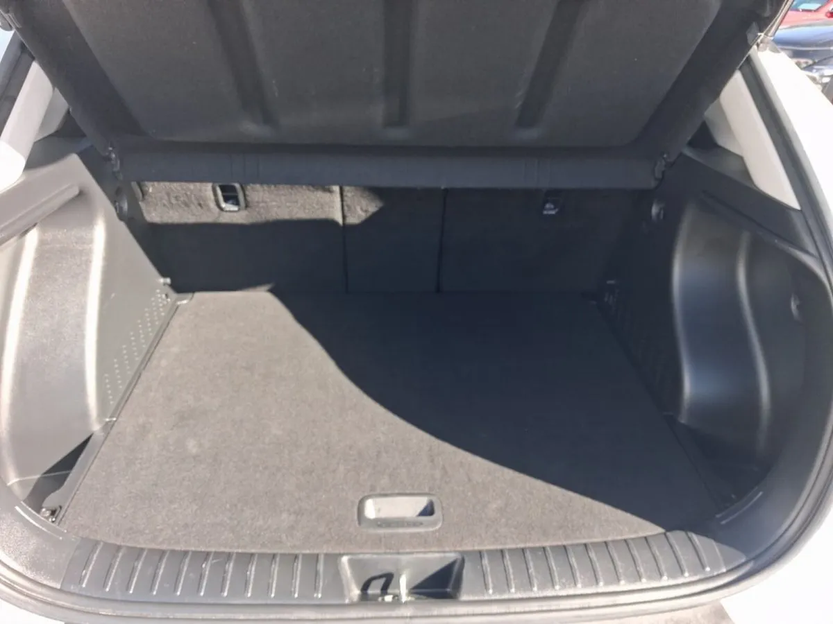 Hyundai KONA MPV, Petrol Hybrid, 2026, White