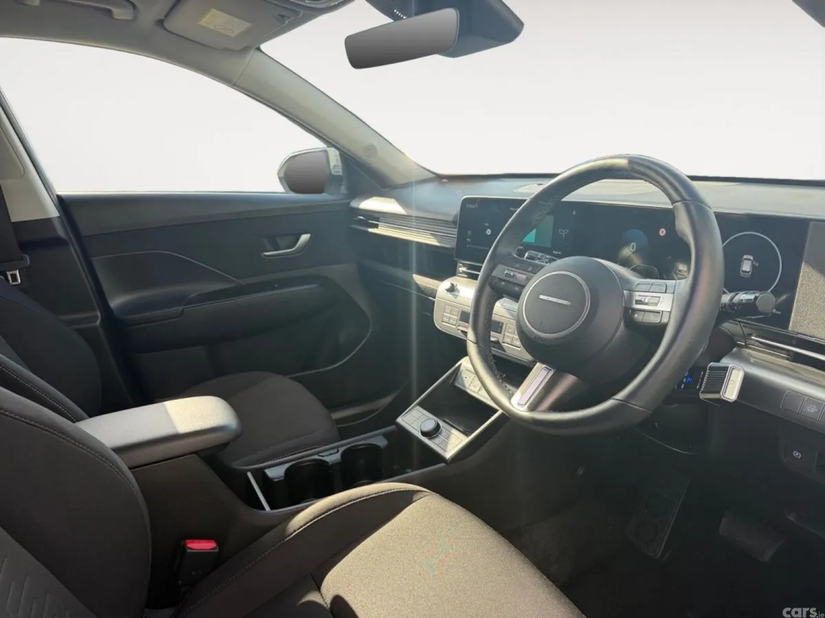 Hyundai KONA MPV, Petrol Hybrid, 2026, Grey