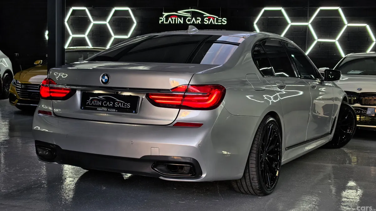 BMW 7-Series Saloon, Diesel, 2019, Silver