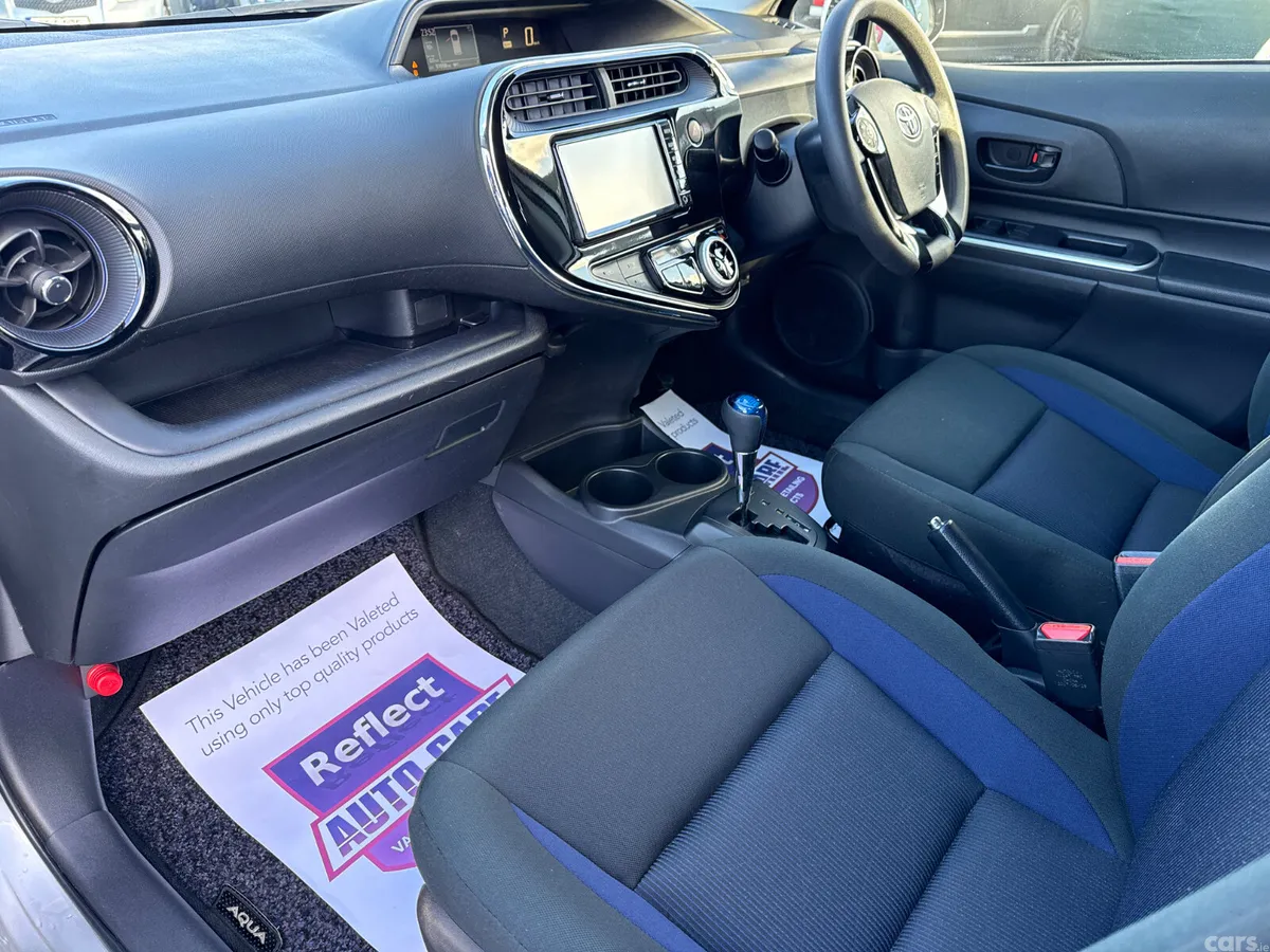 Toyota Aqua Hatchback, Petrol Hybrid, 2017, Silver