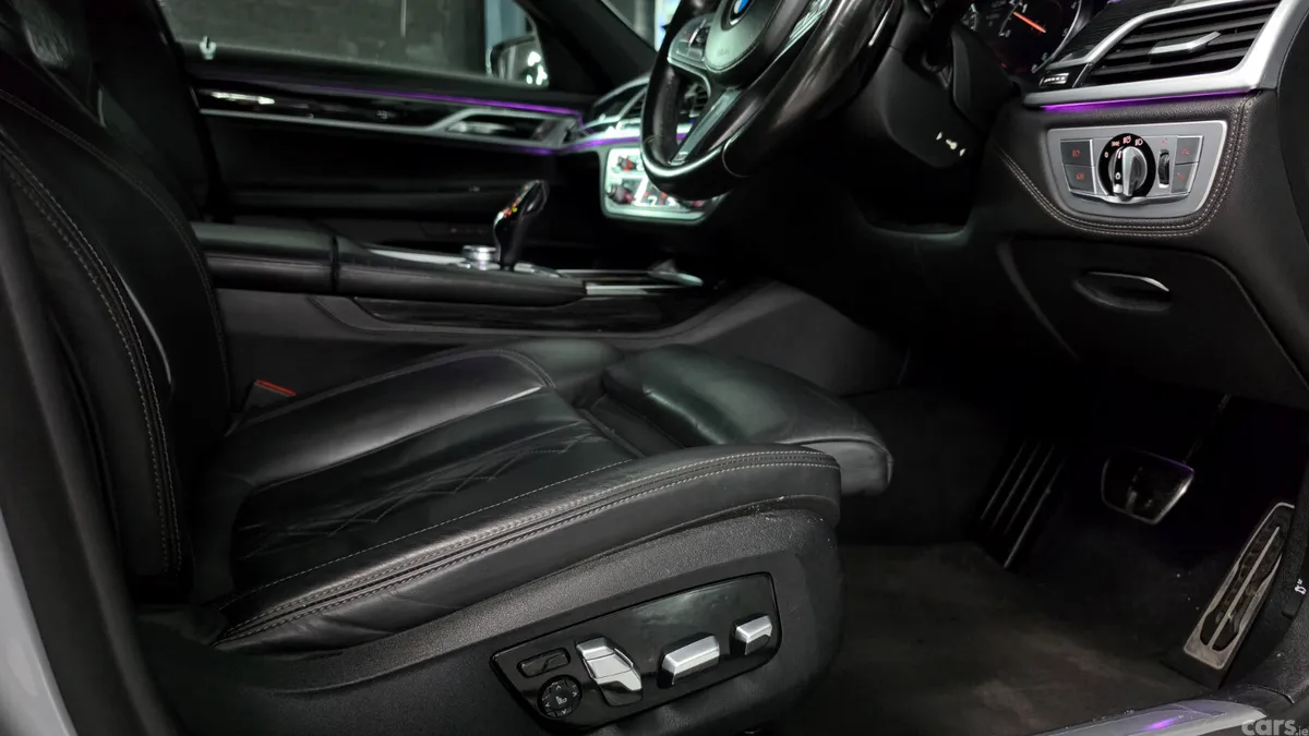 BMW 7-Series Saloon, Diesel, 2019, Silver