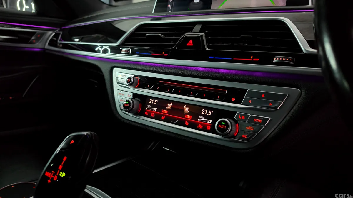 BMW 7-Series Saloon, Diesel, 2019, Silver
