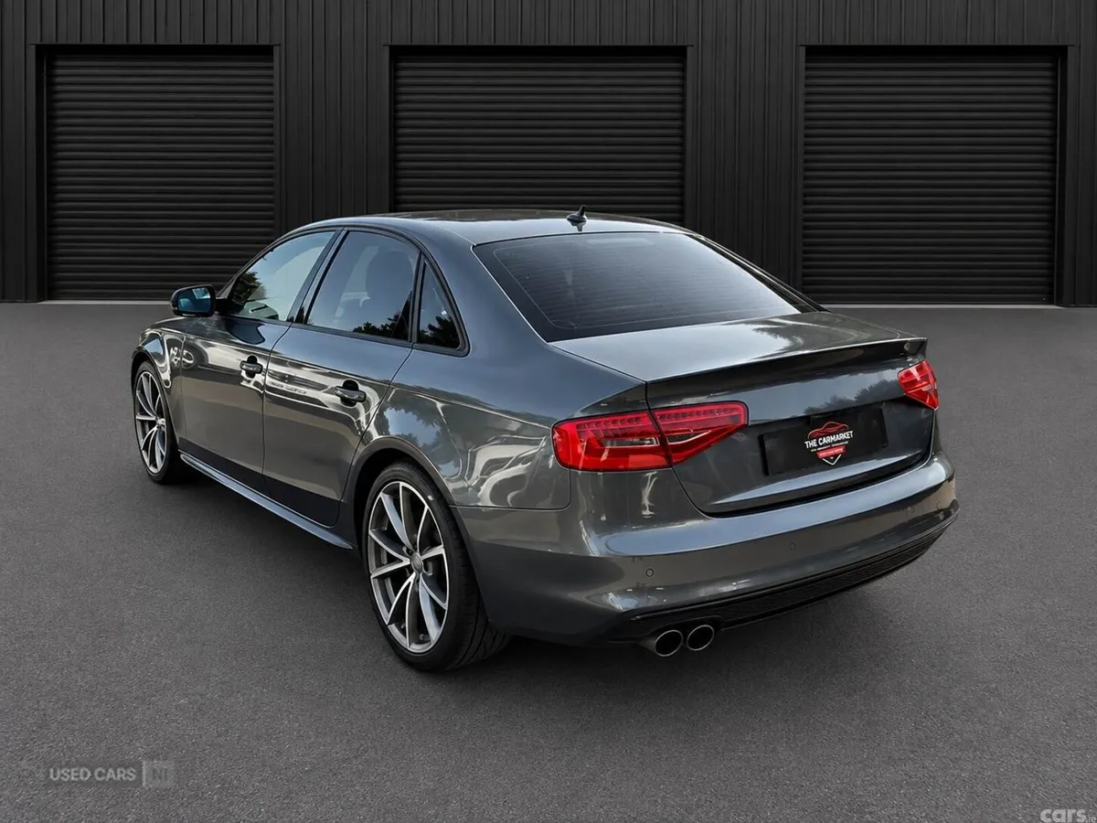 Audi A4 , Petrol, 2015, Grey