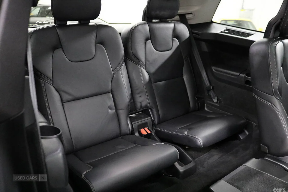 Volvo XC90 SUV, Diesel Hybrid, 2021, Black