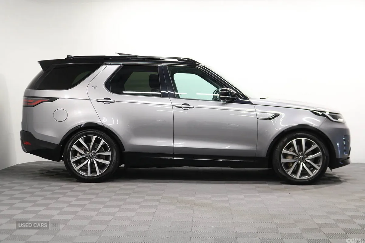 Land Rover Discovery SUV, Diesel, 2023, Grey