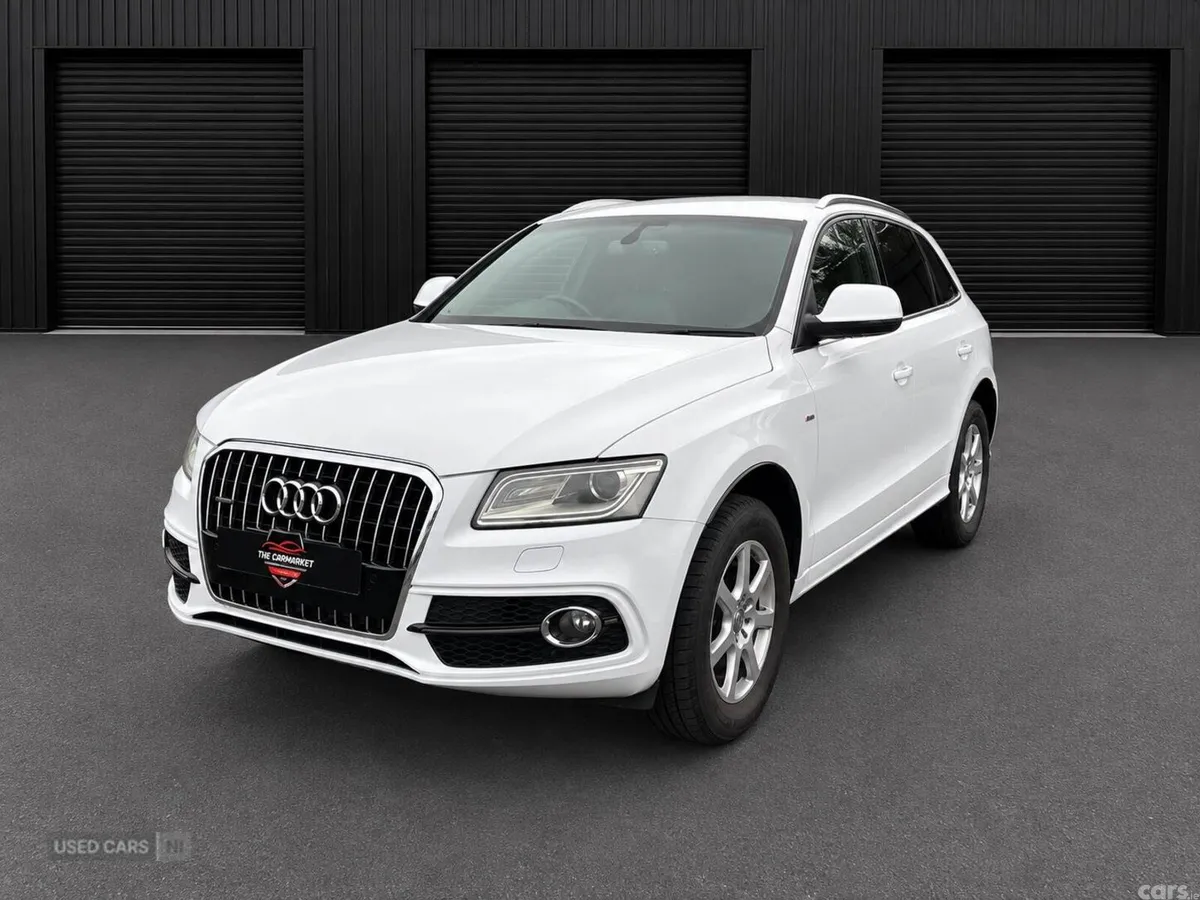 Audi Q5 , Petrol, 2013, 