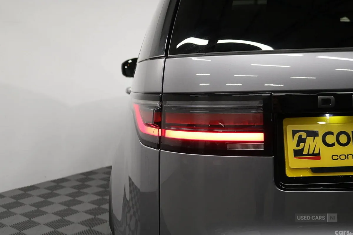 Land Rover Discovery SUV, Diesel, 2023, Grey
