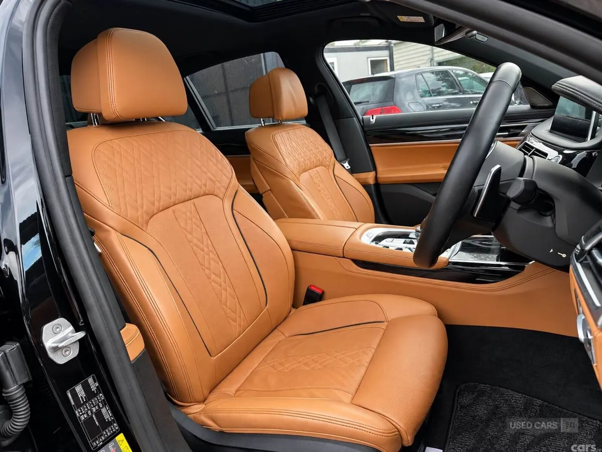BMW 7-Series , Petrol Hybrid, 2017, Blue