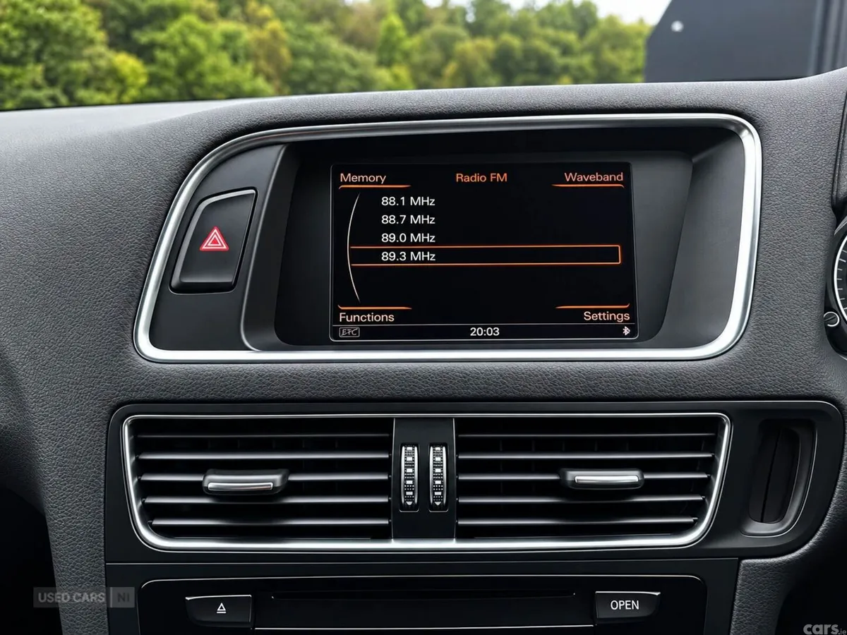 Audi Q5 , Petrol, 2013, 