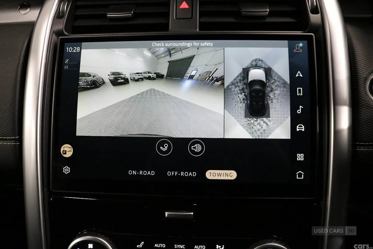 Land Rover Discovery SUV, Diesel, 2023, Grey