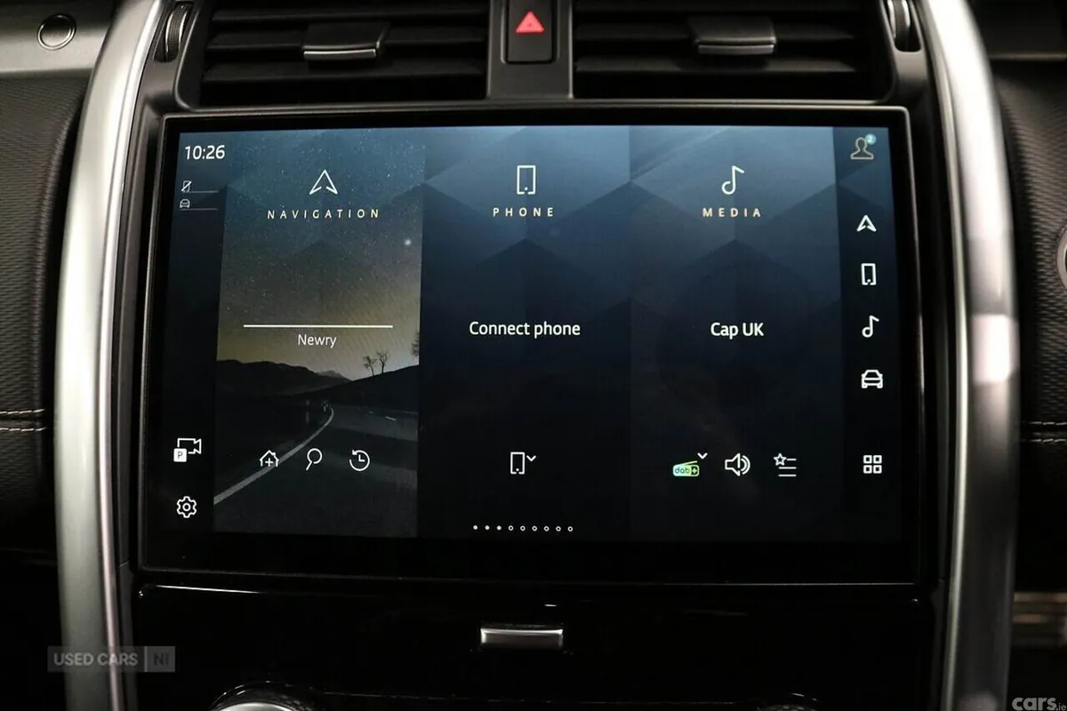 Land Rover Discovery SUV, Diesel, 2023, Grey