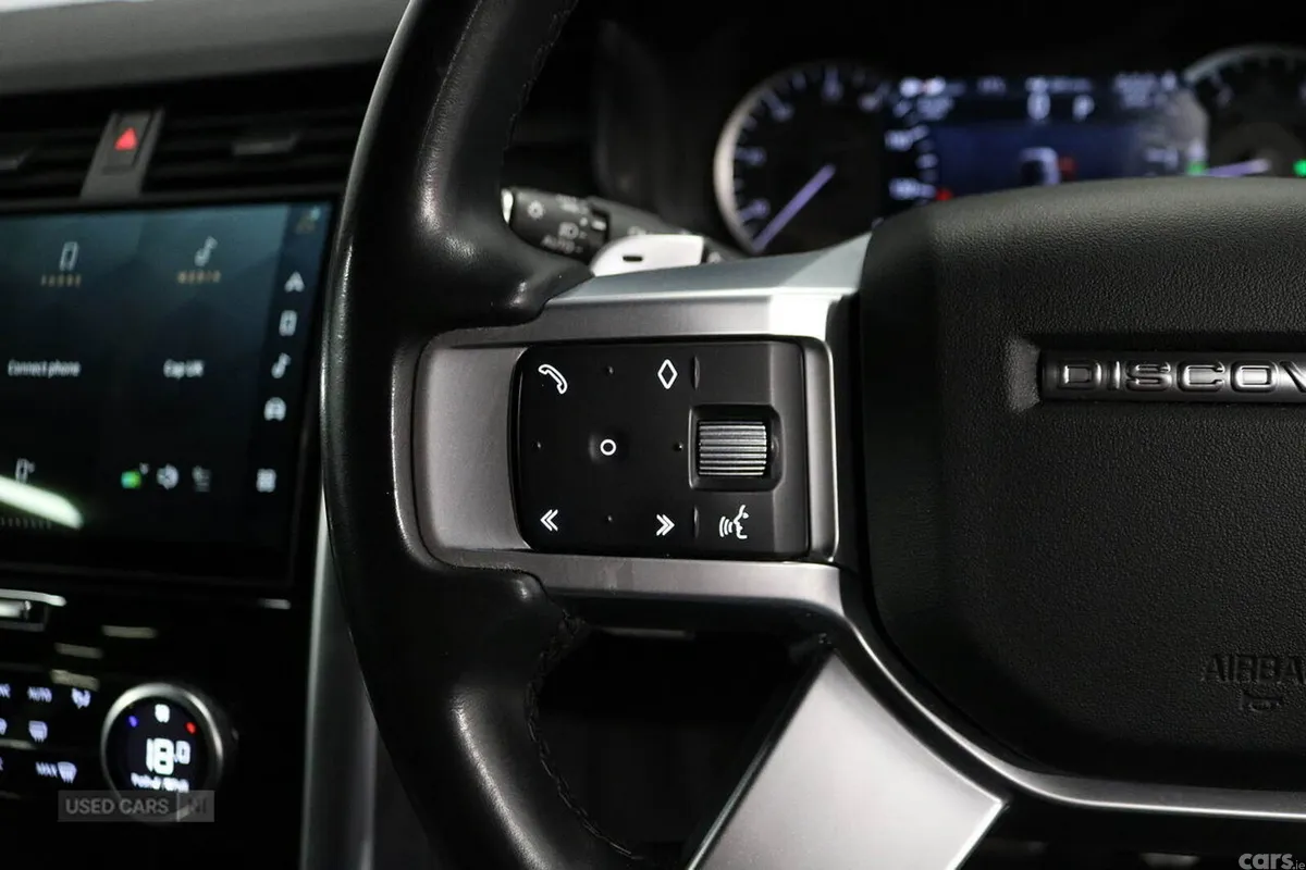 Land Rover Discovery SUV, Diesel, 2023, Grey