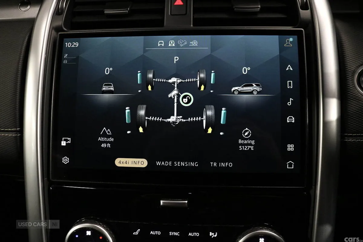 Land Rover Discovery SUV, Diesel, 2023, Grey