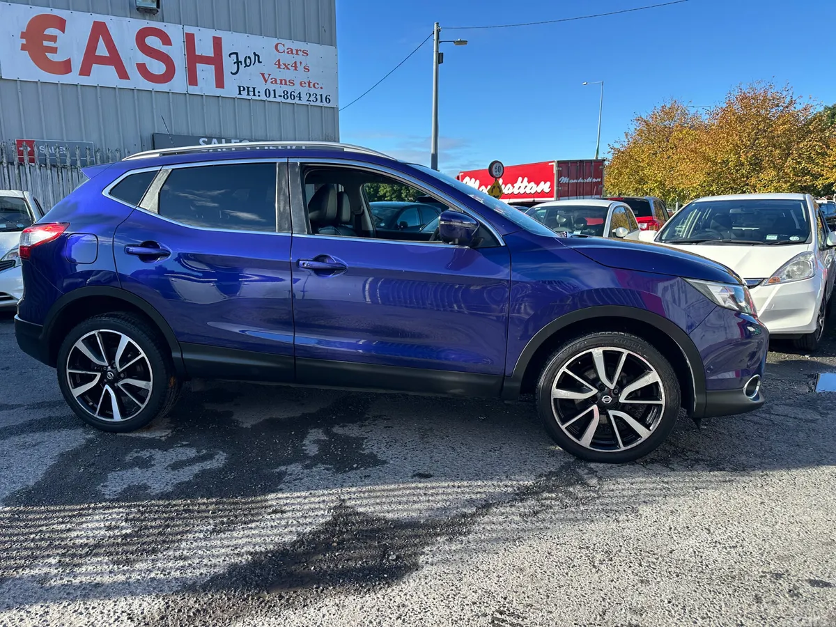 Nissan Qashqai SUV, Petrol, 2017, Blue
