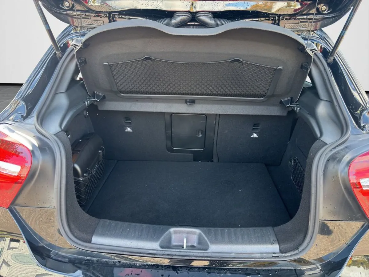 Mercedes-Benz A-Class Hatchback, Petrol, 2016, Black