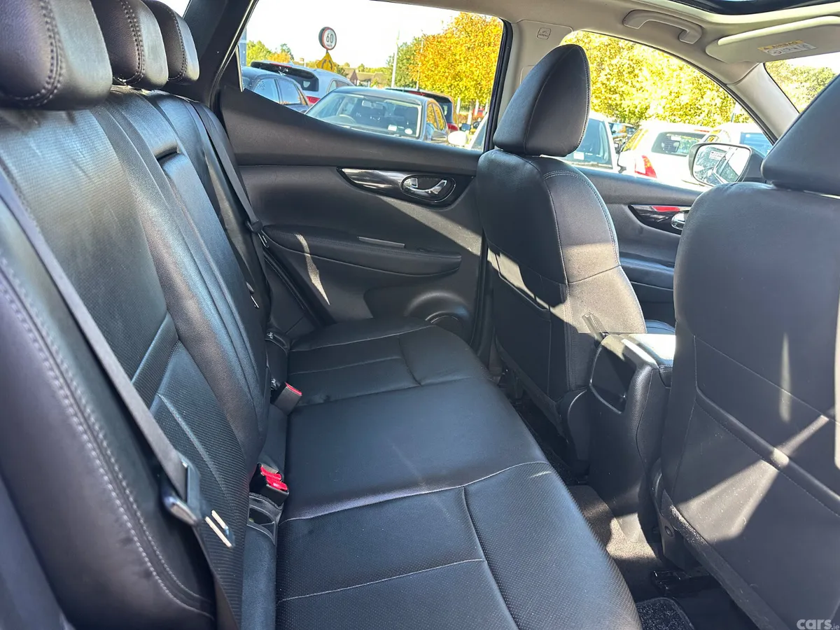 Nissan Qashqai SUV, Petrol, 2017, Blue