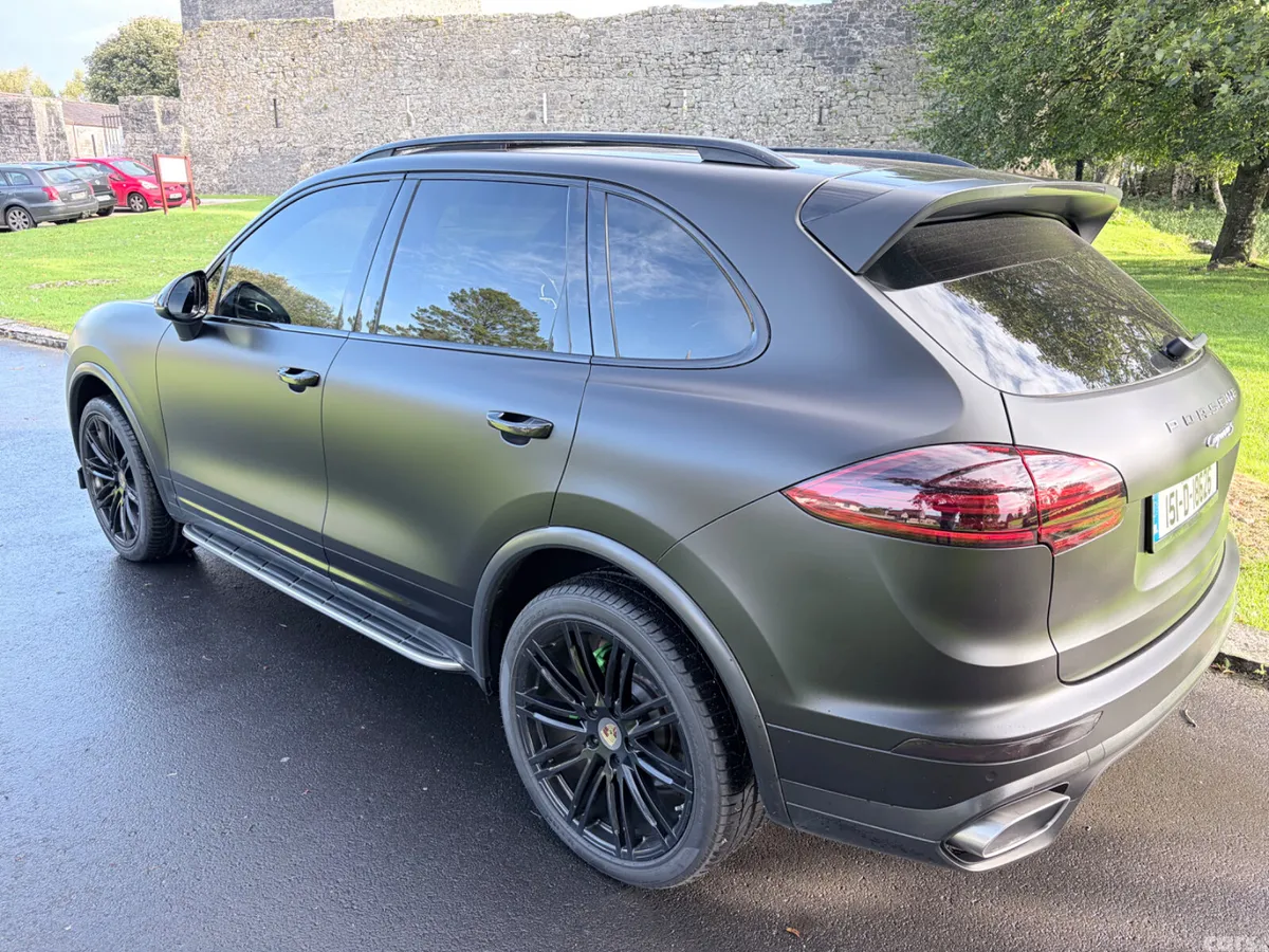 Porsche Cayenne SUV, Diesel, 2015, Grey