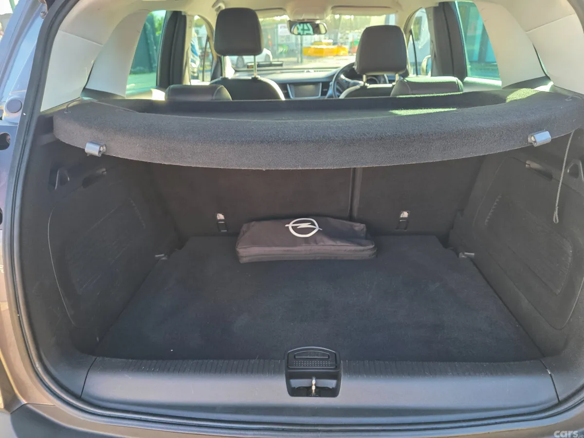 Opel Crossland X SUV, Petrol, 2019, Grey