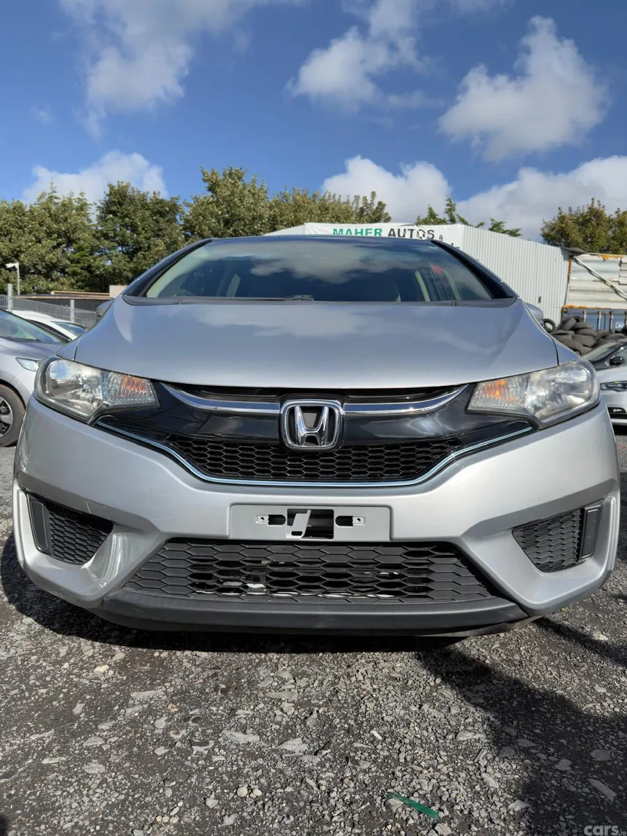 Honda Fit Hatchback, Petrol Hybrid, 2015, Silver