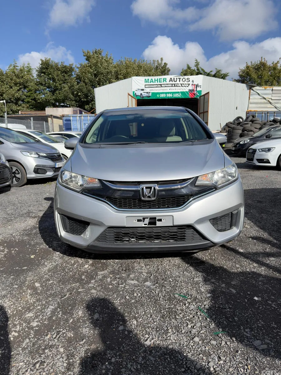 Honda Fit Hatchback, Petrol Hybrid, 2015, Silver