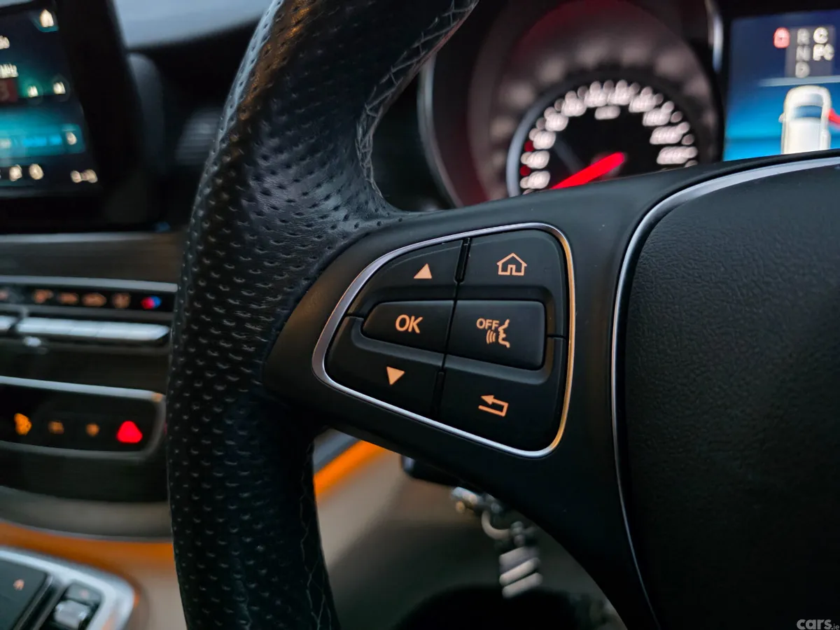 Mercedes-Benz V-Class MPV, Diesel, 2023, Black